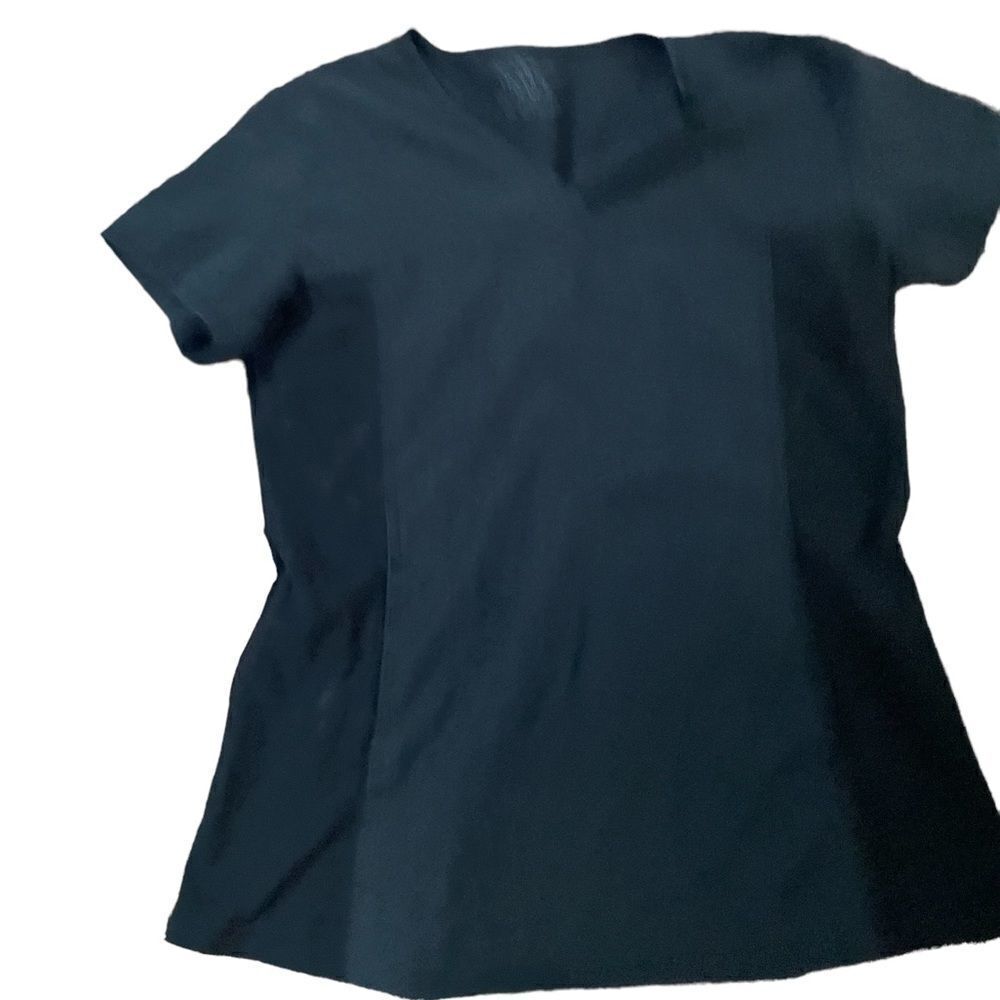 ‎Cherokee black scrub top
